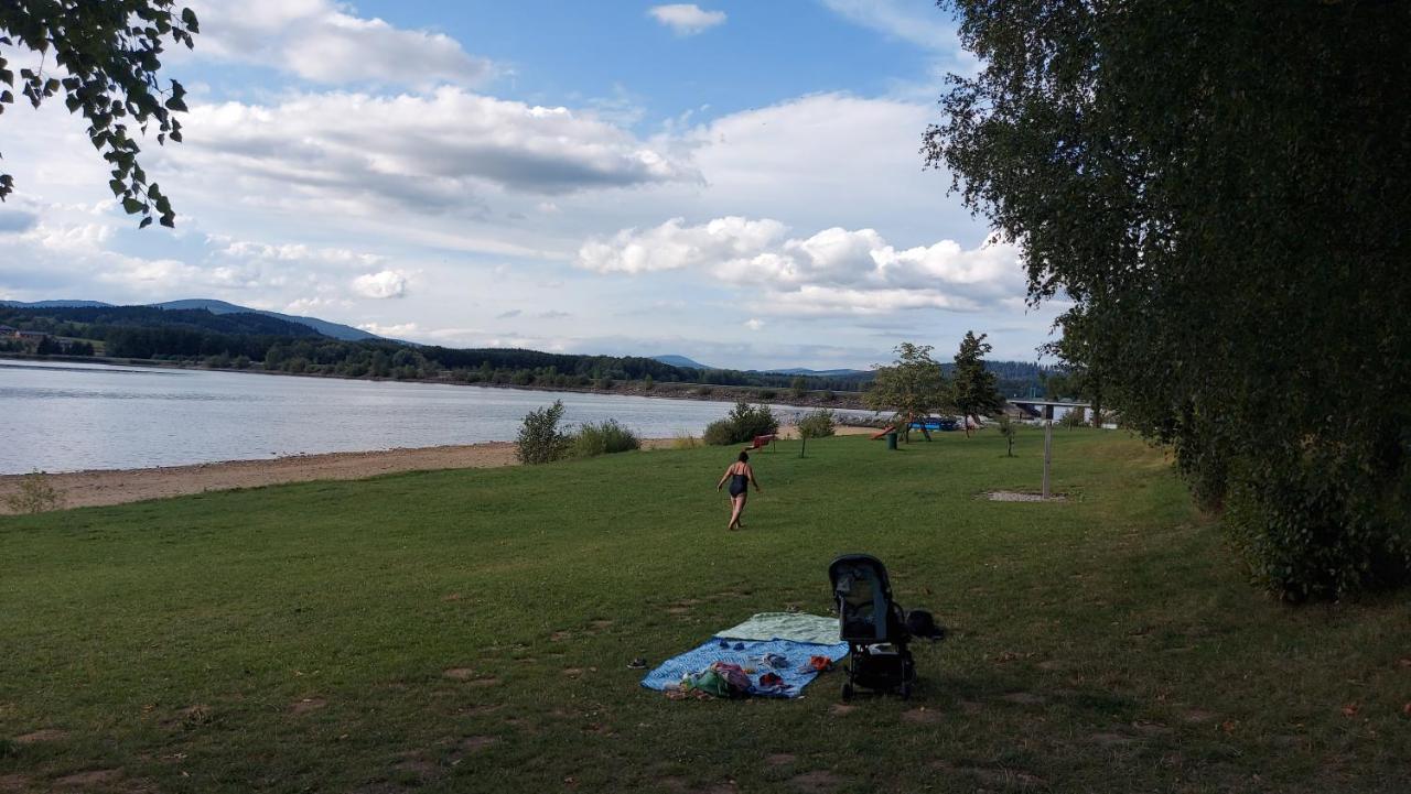 Lipno Apartments Bergmax, Ski Areal Lipno 16Min Dojezd - Resort Male Lipno S Terasou A Zahradkou, Parking Free Cerna v Posumavi Bagian luar foto