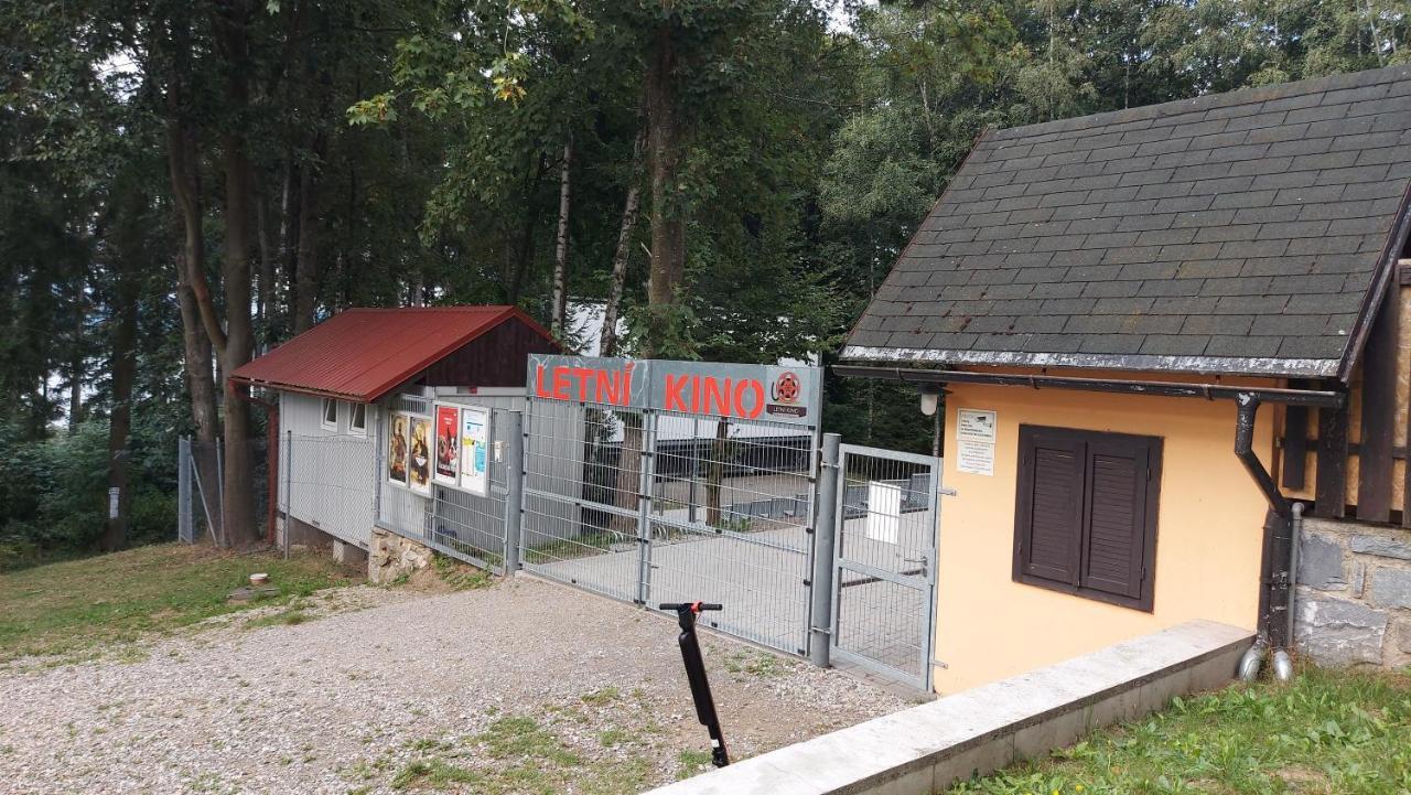 Lipno Apartments Bergmax, Ski Areal Lipno 16Min Dojezd - Resort Male Lipno S Terasou A Zahradkou, Parking Free Cerna v Posumavi Bagian luar foto
