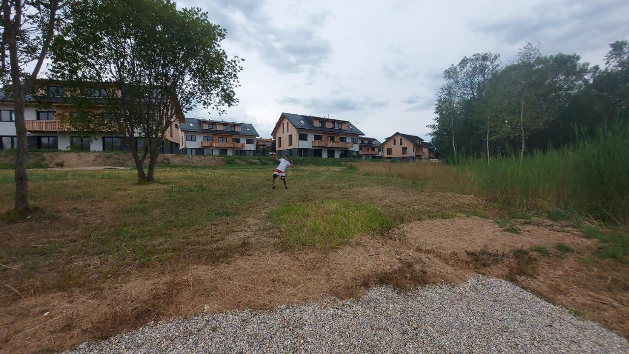Lipno Apartments Bergmax, Ski Areal Lipno 16Min Dojezd - Resort Male Lipno S Terasou A Zahradkou, Parking Free Cerna v Posumavi Bagian luar foto