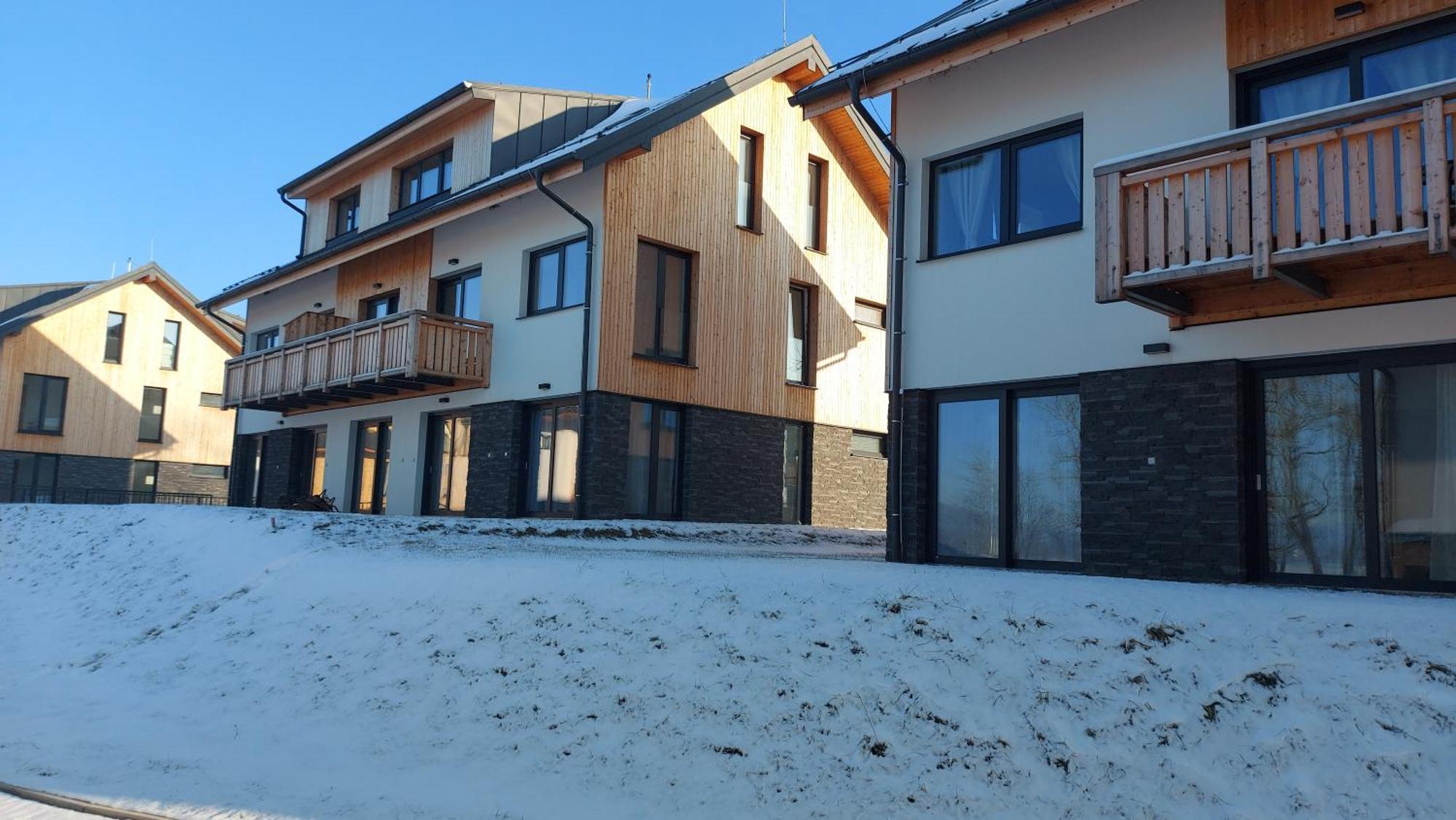 Lipno Apartments Bergmax, Ski Areal Lipno 16Min Dojezd - Resort Male Lipno S Terasou A Zahradkou, Parking Free Cerna v Posumavi Bagian luar foto