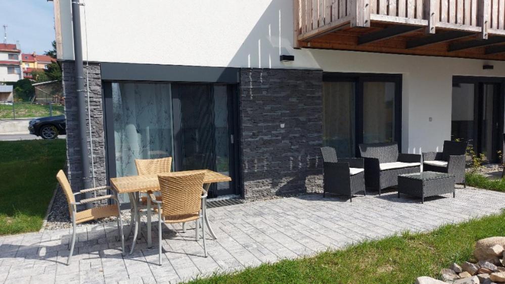 Lipno Apartments Bergmax, Ski Areal Lipno 16Min Dojezd - Resort Male Lipno S Terasou A Zahradkou, Parking Free Cerna v Posumavi Bagian luar foto