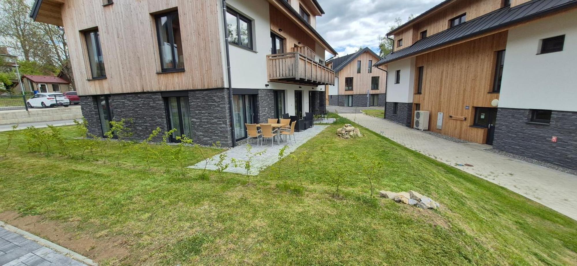 Lipno Apartments Bergmax, Ski Areal Lipno 16Min Dojezd - Resort Male Lipno S Terasou A Zahradkou, Parking Free Cerna v Posumavi Bagian luar foto